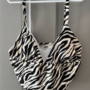 Old Navy Black and White Strappy Top